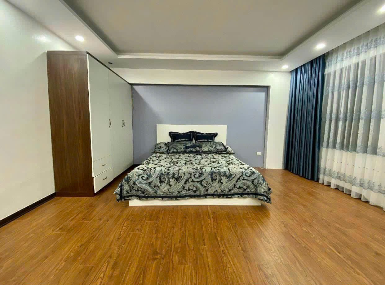 Cho thuê nhà Phố Nguyễn Chính, Hoàng Mai, 5.5 tầng x 45m2, thang máy KD onl, kết hợp ở - Ảnh 3
